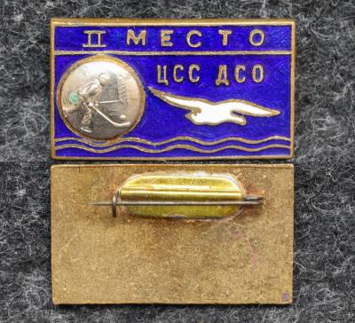 Призовой знак первенства ДСО Буревестник Хоккей с мячом II место
